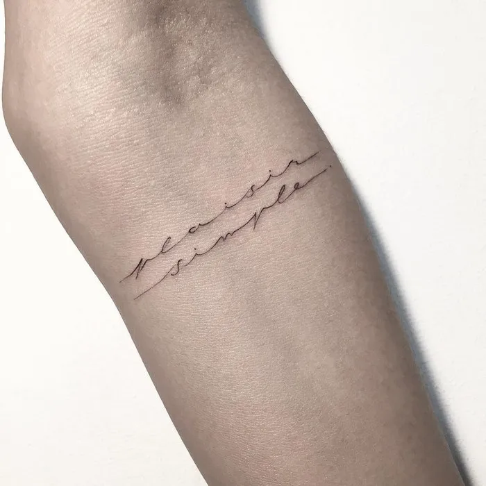 68 Typographic Tattoos By Léo Gavaggio That Are Both Delicate And Sophisticated At The Same Time