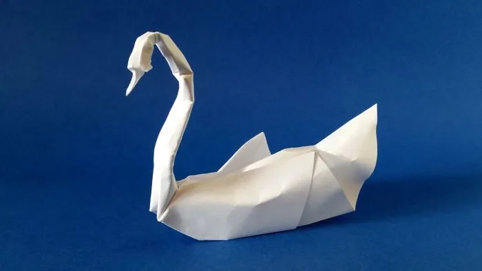 An Amazing Origami Swan Made From Copy Paper In Just 3 Minutes, And You Can Do It Too