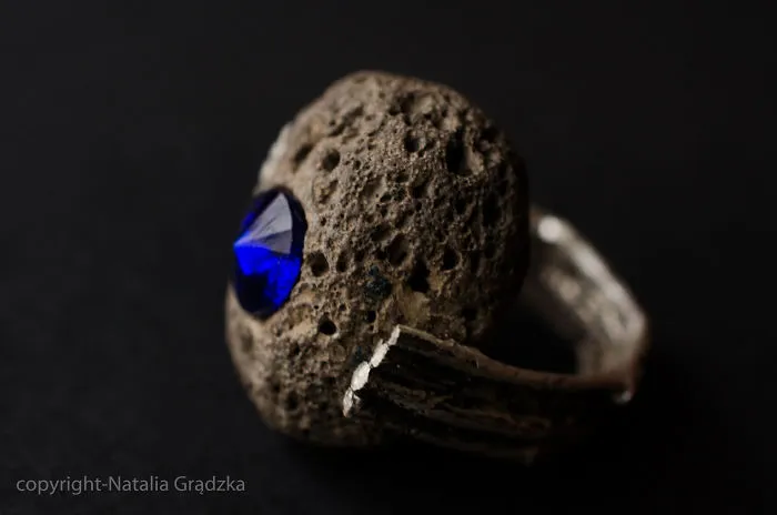 I Create Nature-Inspired Stone Jewelry