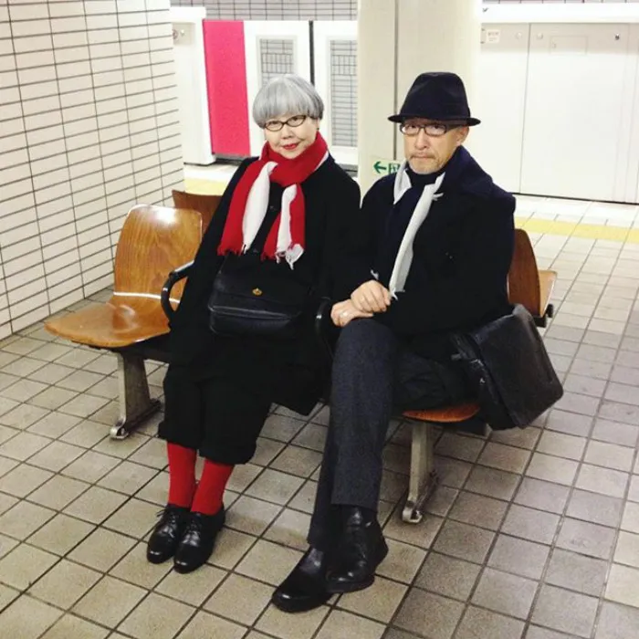 Esta pareja japonesa lleva 37 años casada y siempre se visten a juego