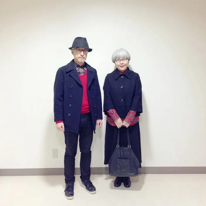 Esta pareja japonesa lleva 37 años casada y siempre se visten a juego