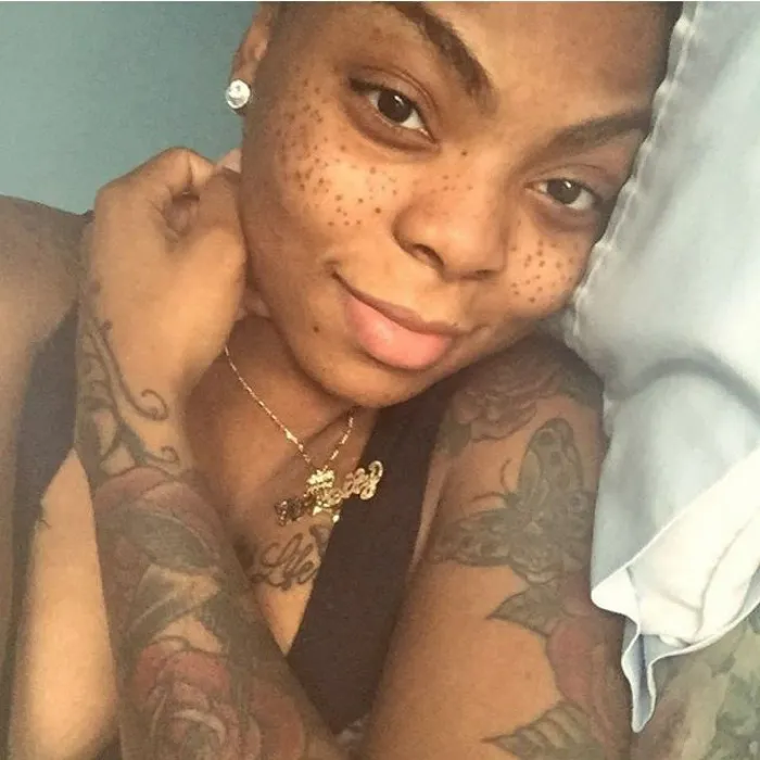 Tattooing Freckles On Your Face Is The New Beauty Craze, And They Look Surprisingly Beautiful