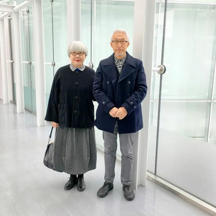 Esta pareja japonesa lleva 37 años casada y siempre se visten a juego