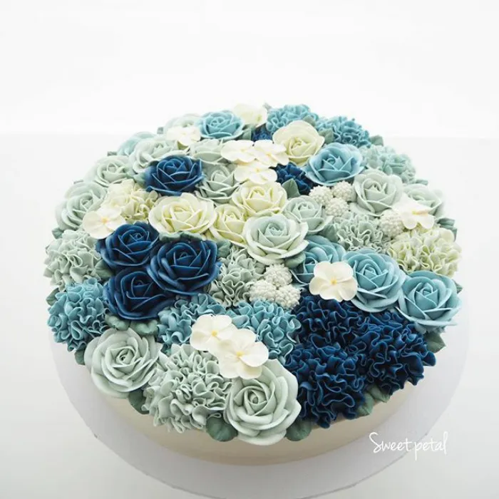 30 Blooming Flower Cakes To Celebrate The Return Of Spring