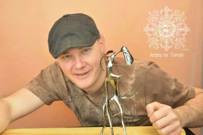 Metal Welding Sculpture Pickett The Bowtruckle By Artiste Les Tordus S.e.n.c.