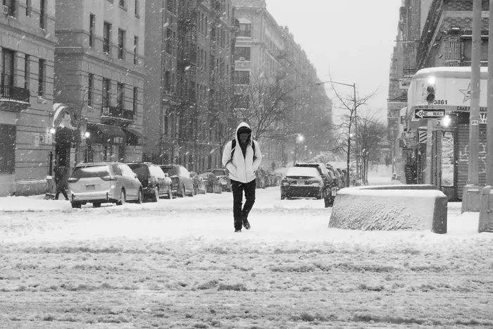 Nyc Winter — Brave People That Leave Their Homes During A Snow Day