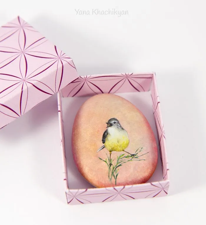 I Create Miniature Worlds Of Tiny Creatures On Stones (Part 2)