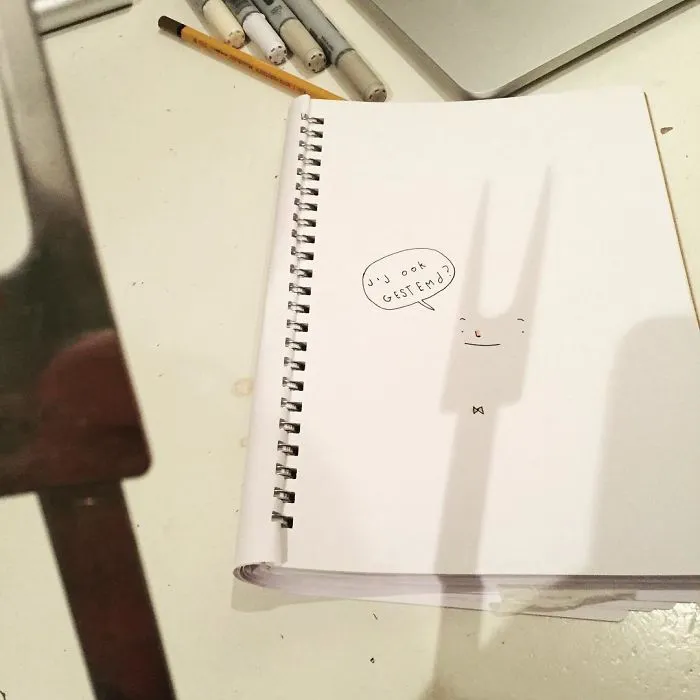 I Use Shadows Of Everyday Objects To Create Cute Doodles