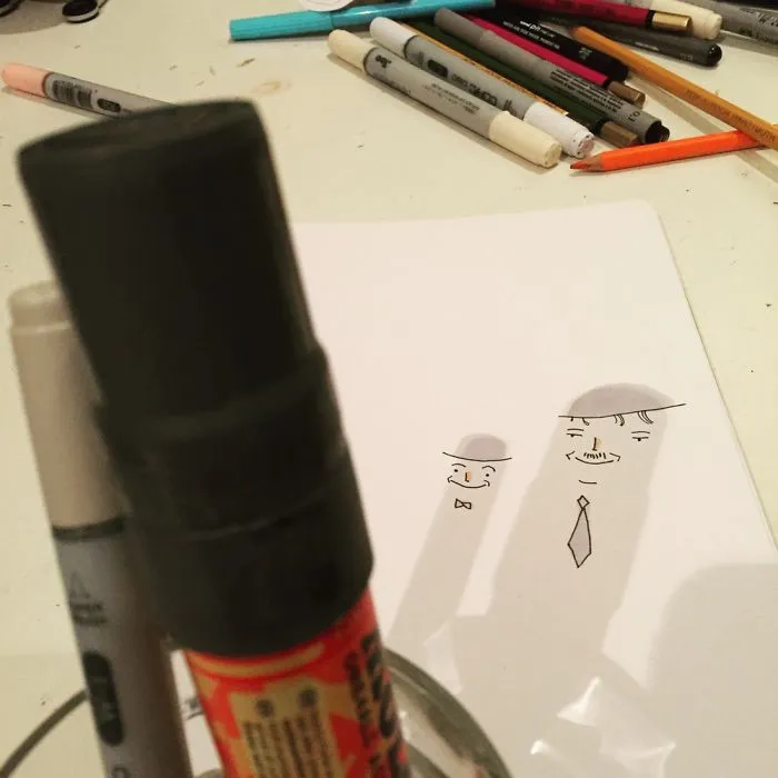 I Use Shadows Of Everyday Objects To Create Cute Doodles