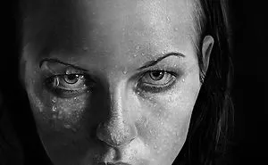 I Create Photo-Realistic Portraits Using Charcoal And Graphite