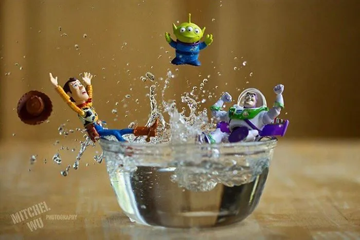I Photograph "Toy Stories" By Creating Special Effects In Real Time
