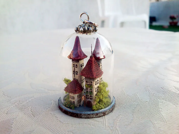 I Make Entire Miniature Worlds Inside Pieces Of Jewelry