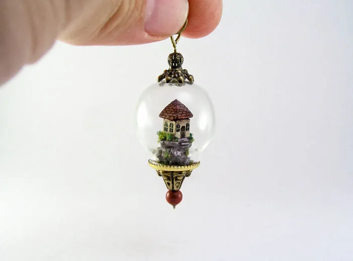 I Make Entire Miniature Worlds Inside Pieces Of Jewelry