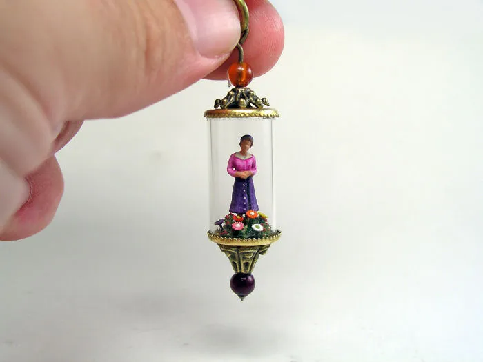 I Make Entire Miniature Worlds Inside Pieces Of Jewelry