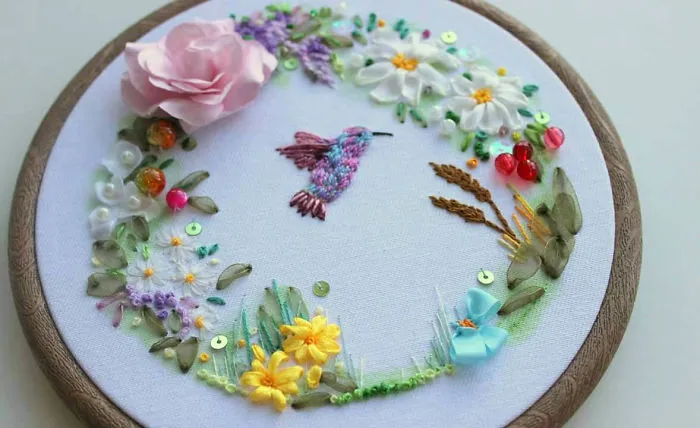 I Create Small Scenes From Nature Using Needle And Thread