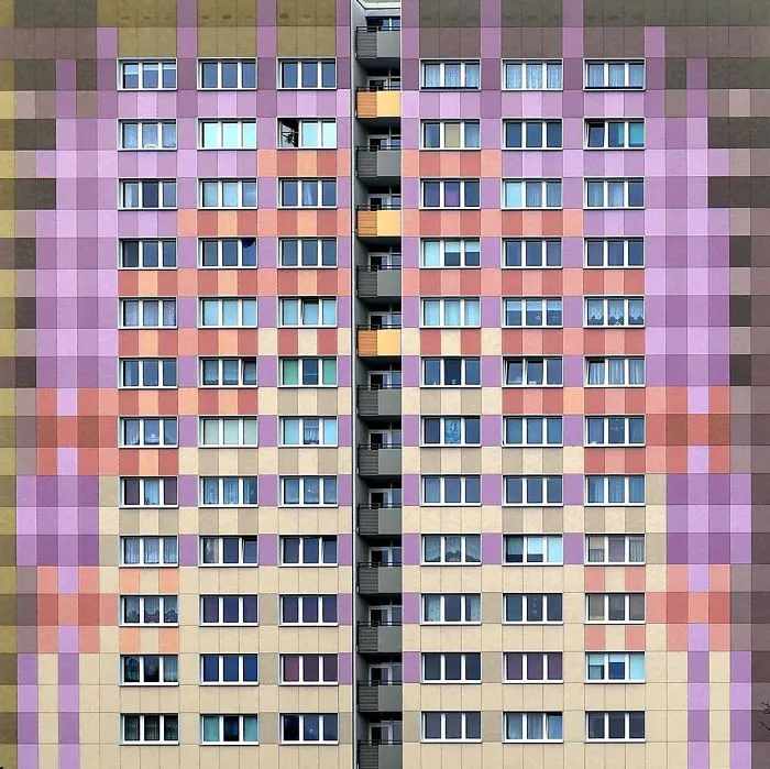 I Got Bored By The Gray Cityscape Of Berlin, So I Started To Colorize Buildings With Photoshop