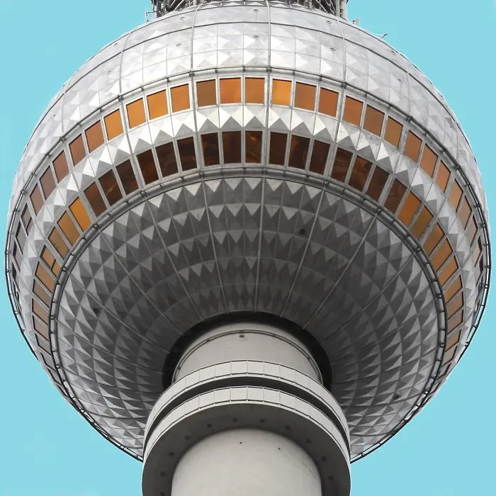 I Got Bored By The Gray Cityscape Of Berlin, So I Started To Colorize Buildings With Photoshop