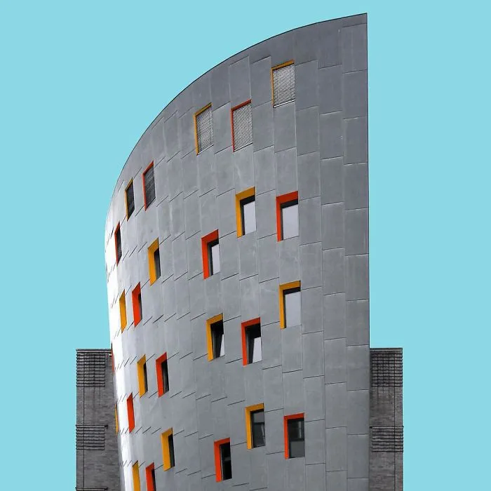 I Got Bored By The Gray Cityscape Of Berlin, So I Started To Colorize Buildings With Photoshop