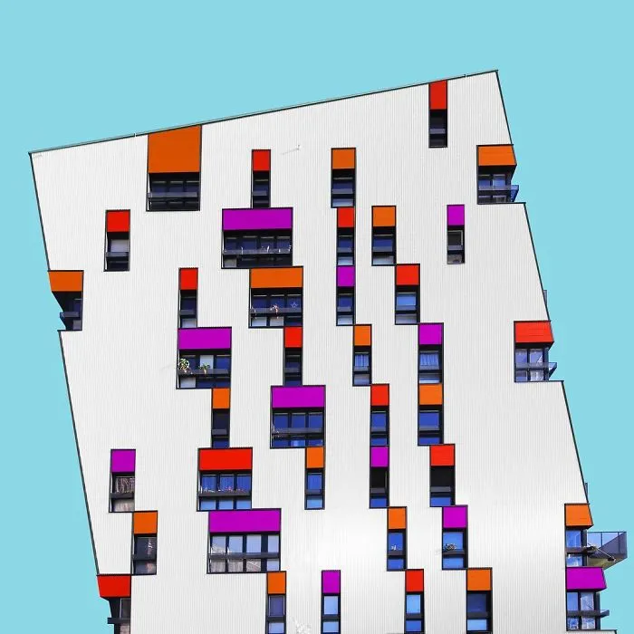 I Got Bored By The Gray Cityscape Of Berlin, So I Started To Colorize Buildings With Photoshop