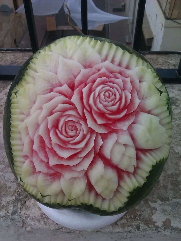 I Turn Fruits And Vegetables Into Intricate Carvings