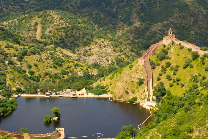 Photographer Took A "Tourist Eye View" Across India - And The Result Was Amazing.