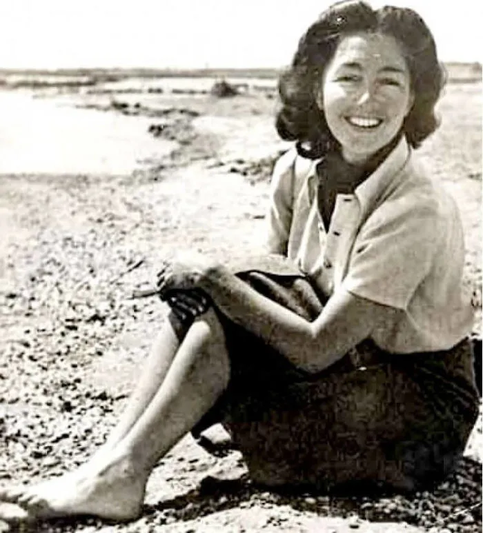 Krystyna Skarbek,(1  May 1908 – 15 June 1952), Also Known As Christine Granville, Was A Polish Agent Of The British Special Operations Executive (soe) During The Second World War. She Became Celebrated Especially For Her Daring Exploits In Intelligence And Irregular-warfare Missions In Nazi- Occupied Poland And France.  She Became A British Agent Months Before The Soe Was Founded In July 1940 And Was One Of The Longest-serving Of All Britain's Wartime Women Agents. Her Resourcefulness And Success Have Been Credited With Influencing The Organisation's Policy Of Recruiting Increasing Numbers Of Women. In 1941 She Began Using The Nom De Guerre Christine Granville, A Name Which She Legally Adopted Upon Naturalisation As A British Subject In December 1946.