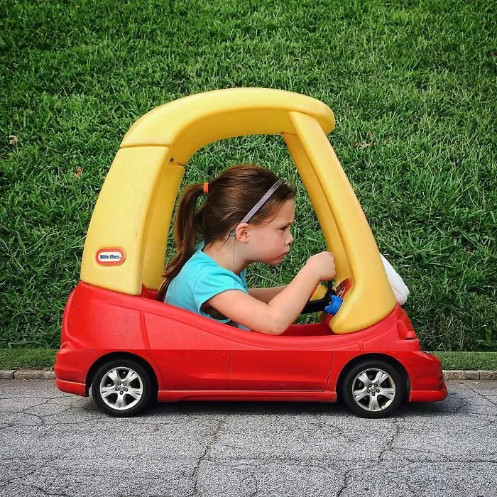 Unexpected And Hilarious Photography Mashups