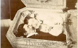 Teod | 5 Vintage Post Mortem Photographs And Their Backstories