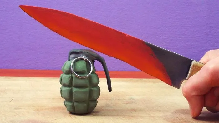 I Made Parody Of Glowing 1000 Degree Knife  In Stop Motion