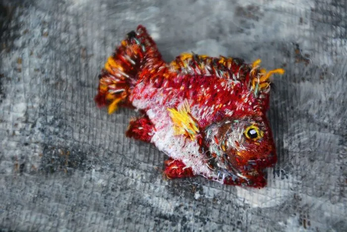 I Found Amazing Thread Painted Animals On Brooches By Russian Artist