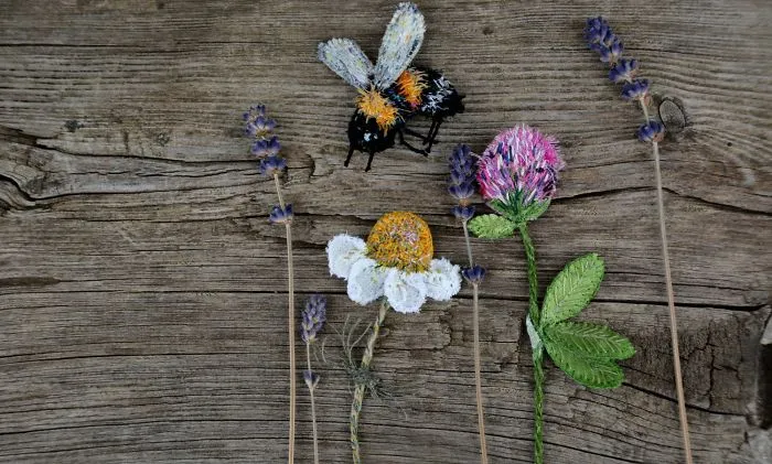 I Found Amazing Thread Painted Animals On Brooches By Russian Artist