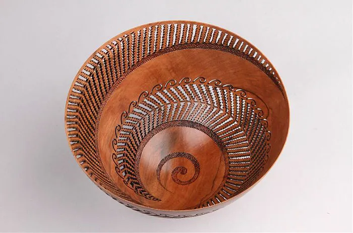 Kenya-Born Artist Hand-Carves Intricate Scenes Of Local Nature On Wood