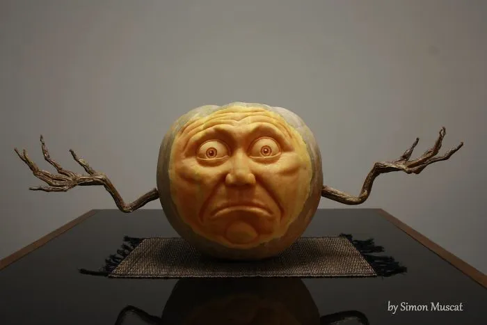 I Turn Fruits And Vegetables Into Intricate Carvings