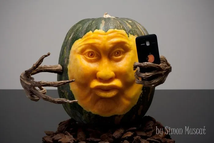 I Turn Fruits And Vegetables Into Intricate Carvings