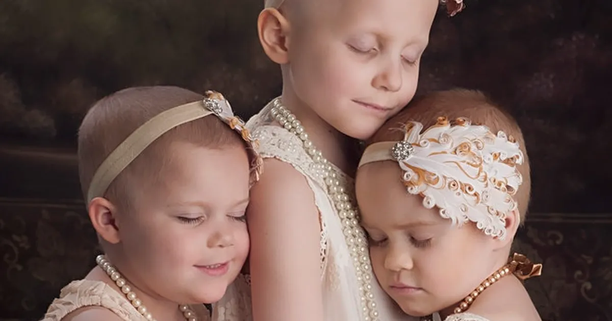 3 Años después, estas supervivientes del cáncer recrearon su foto viral, y la diferencia es enorme