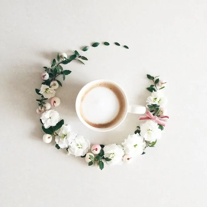 Japanese Artist Creates A Unique Visual Diary While Having Her Coffee