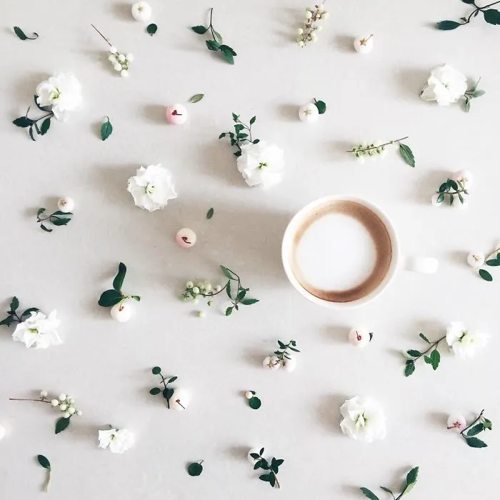 Japanese Artist Creates A Unique Visual Diary While Having Her Coffee
