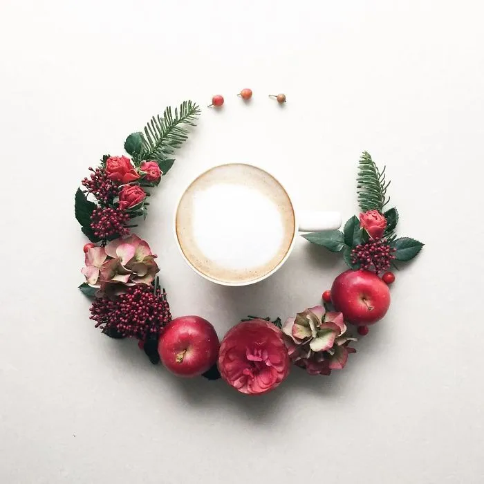 Japanese Artist Creates A Unique Visual Diary While Having Her Coffee