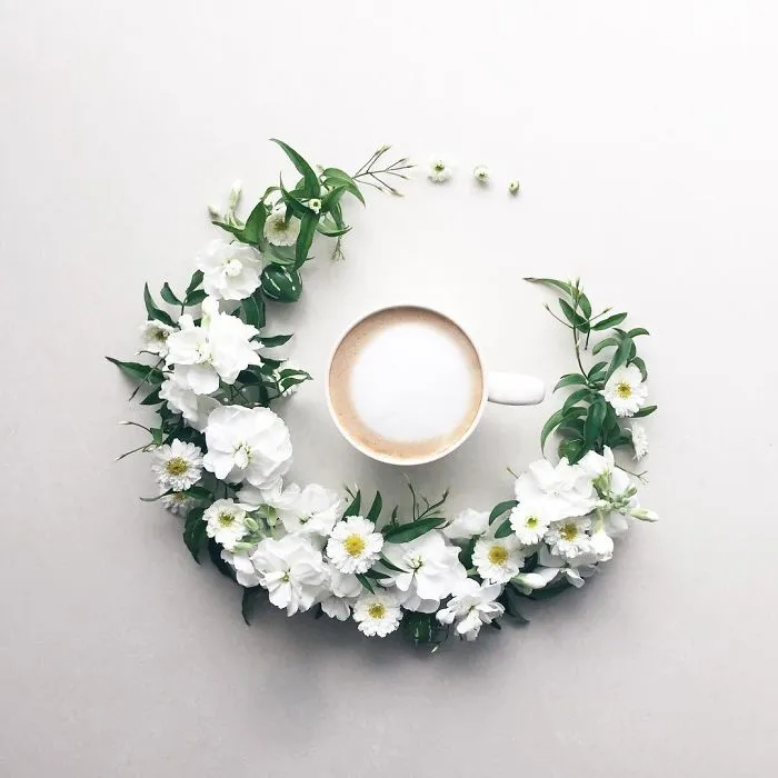 Japanese Artist Creates A Unique Visual Diary While Having Her Coffee