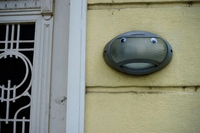 I Bring Bulgarian Streets To Life By Putting Googly Eyes On Random Objects