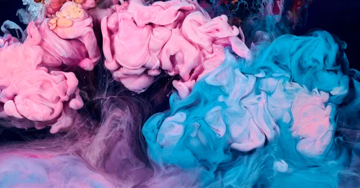 A Look At The Hypnotic Behaviour Of Different Coloured Paints In Water