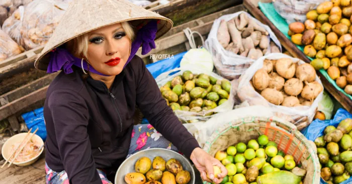 Pop Stars Moved To Vietnam Selling Street Food