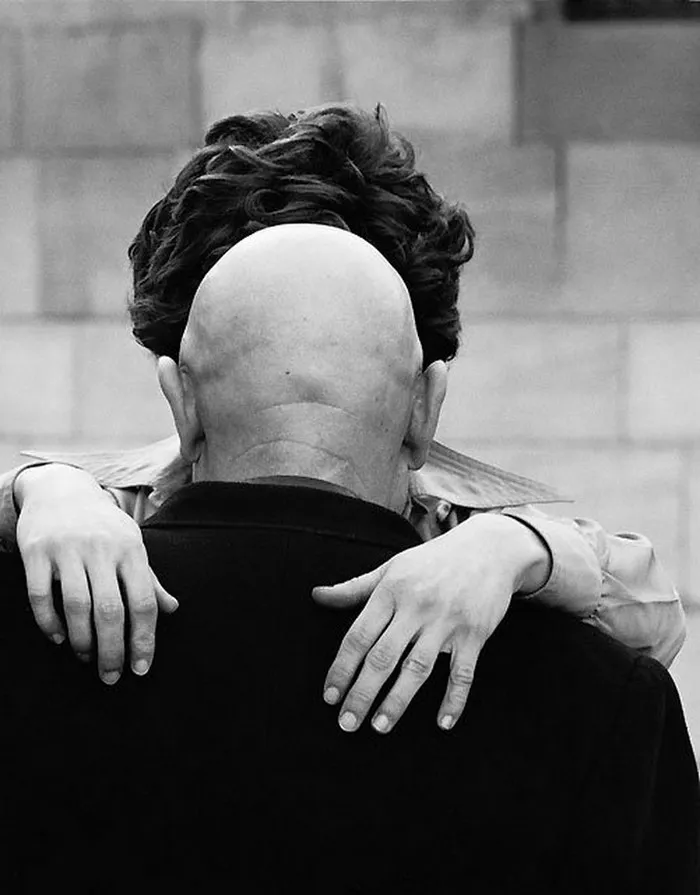 68 Humorous Street Photos From 1950s France By René Maltête