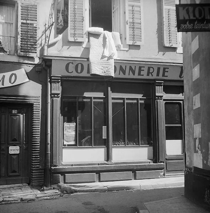 68 Humorous Street Photos From 1950s France By René Maltête