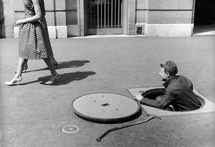 68 Humorous Street Photos From 1950s France By René Maltête