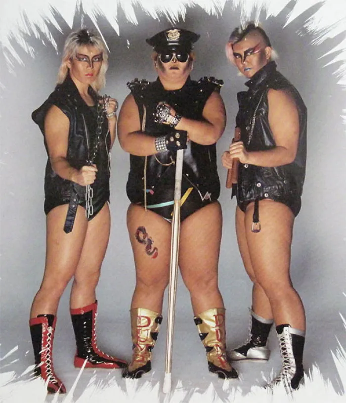37 Awkward Metal Band Photos That Are So Bad They're Good
