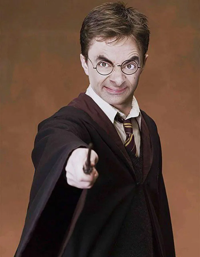 People Are Photoshopping Mr. Bean Into Things, And It's Absolutely Hilarious