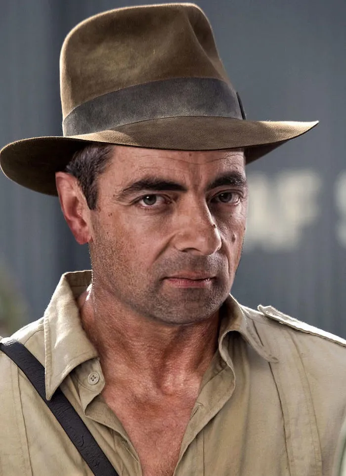 People Are Photoshopping Mr. Bean Into Things, And It's Absolutely Hilarious