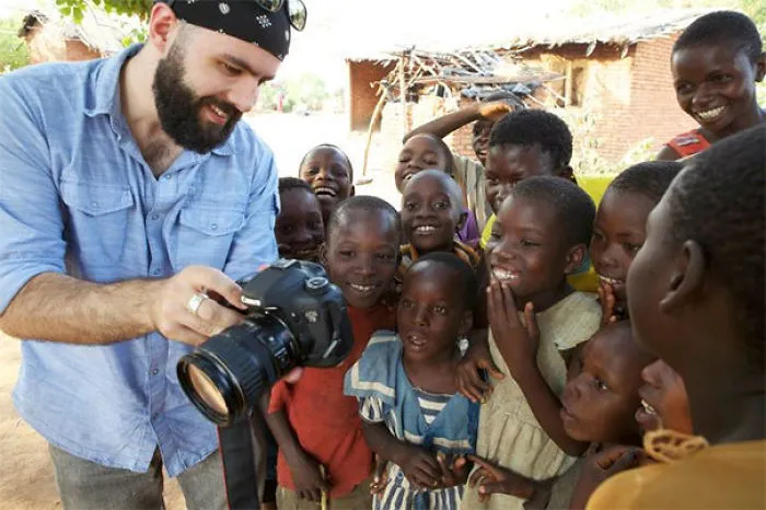 Kids Seeing Their Photo For The First Time