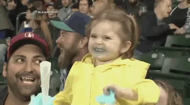 This 3-Year-Old Tried Cotton Candy For The First Time